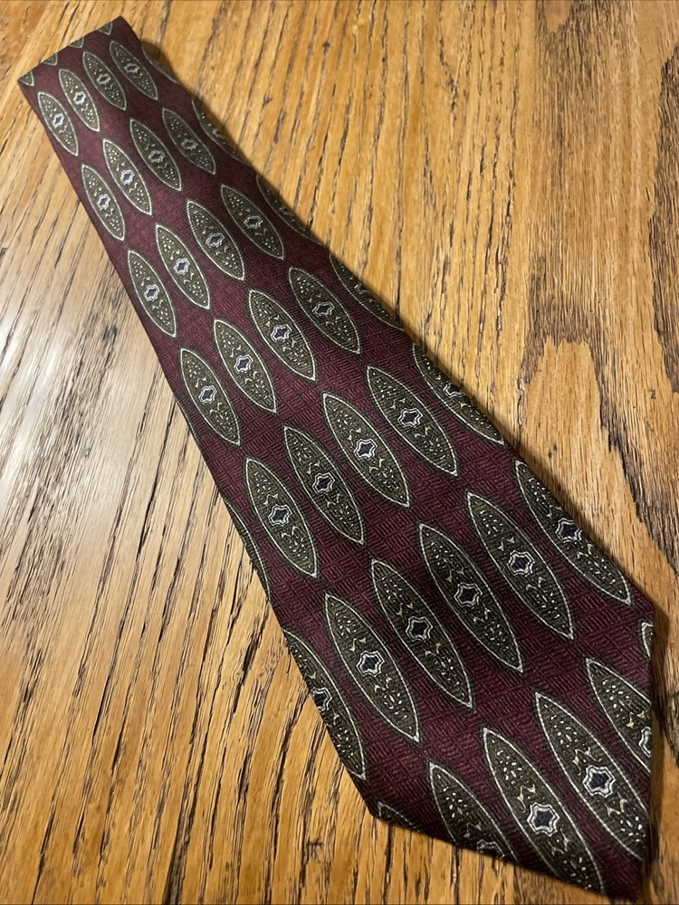 Vintage EUC XMI 325 Series Geometric Silk Tie Hand Made USA Men’s Necktie