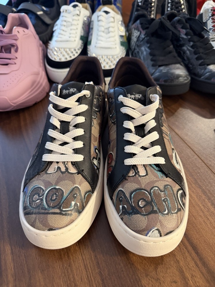 Men’s Coach Sneakers Size  9.5, Runs Large, More Like A 10. ￼