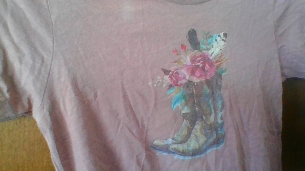 Bella + Canvas Western Boots/Rose T-Shirt Sz M (10-12) Short Slv *Wear Cowgirl