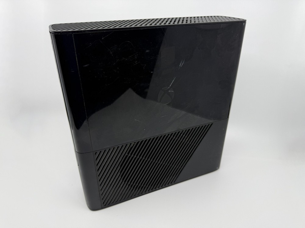 Microsoft Xbox 360 E 4GB MU Console – Clean & Reliable [Tested Working]