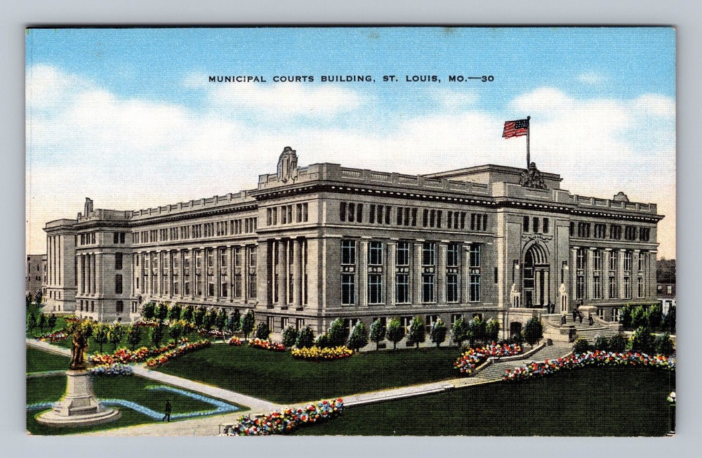St Louis MO-Missouri Municipal Courts Building Vintage Postcard
