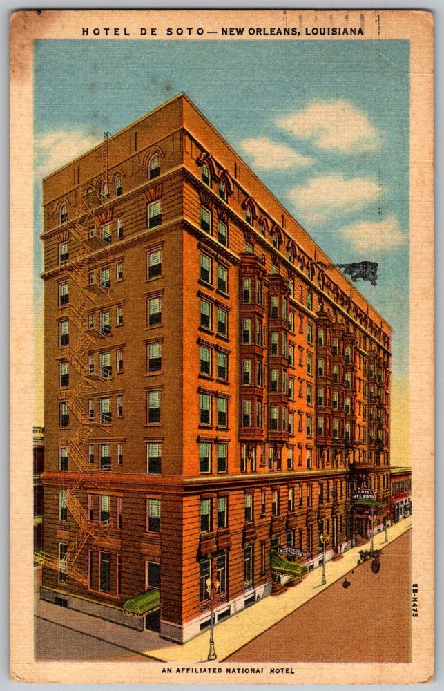 Vtg Linen Postcard Hotel DE Soto Exterior New Orleans, LA 1950s