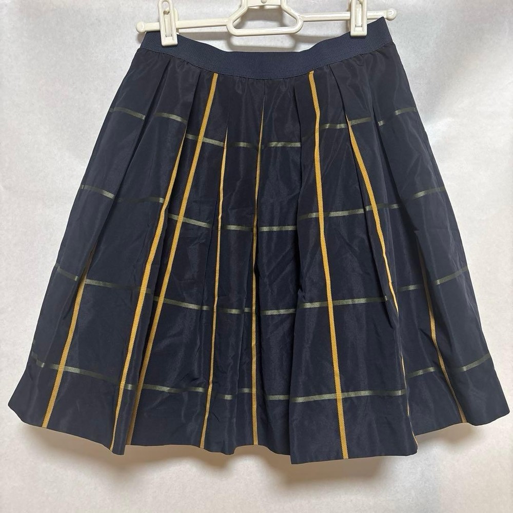Burberry Blue Label Navy Plaid Pleated Skirt Size 36 Excellent Condition