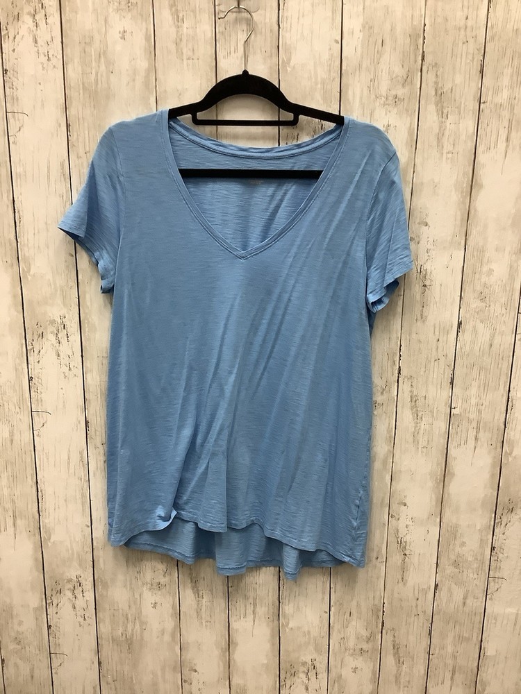 Lilly Pulitzer Blue Short Sleeve V Neck T Shirt Large
