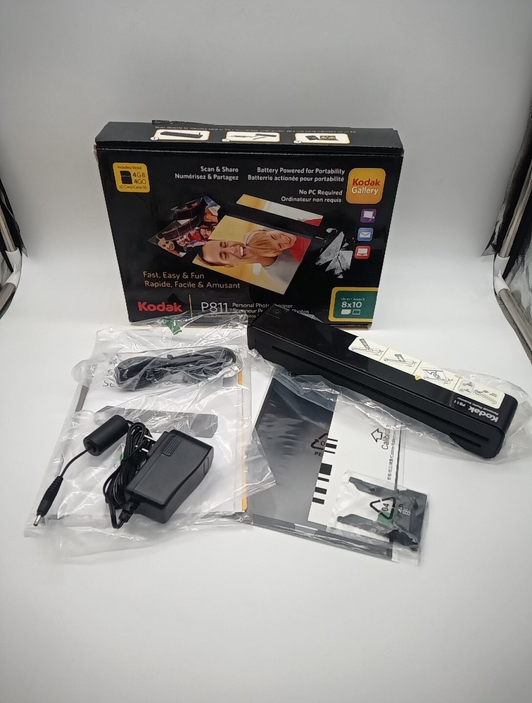 Kodak P811 Handheld Personal Photo Scanner Open Box