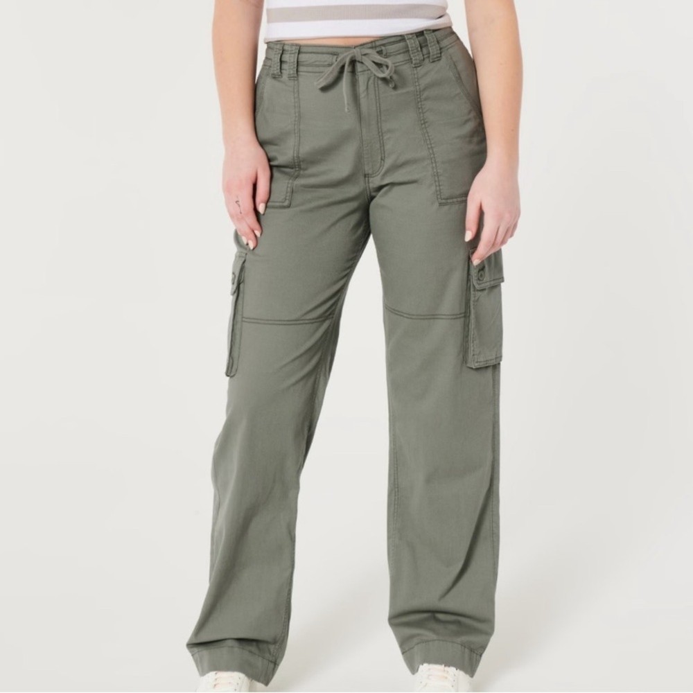 Holister Parachute Baggy Pants Sise XS  Green