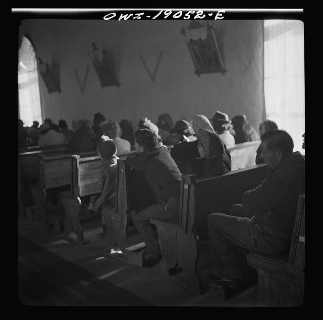 Photo:Questa New Mexico 1943 Catholic Mass Church Congregation Interior