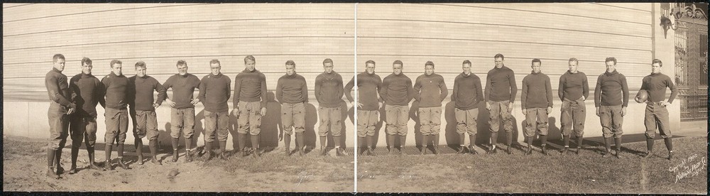 Photo:1908 Panoramic: Yale football team,'08