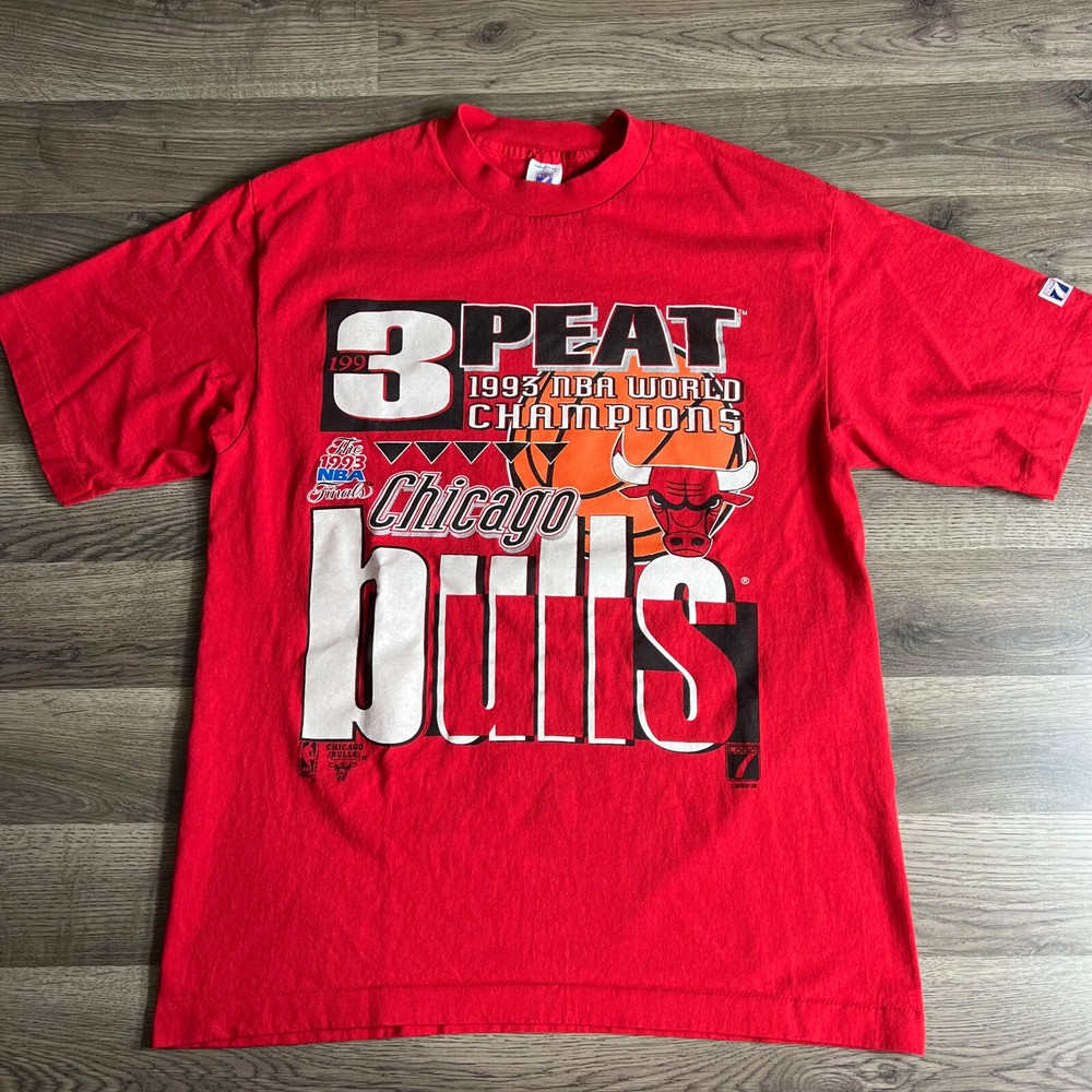 VTG Chicago Bulls T Shirt Mens L 1993 NBA World Champions 3 Peat 90s Basketball