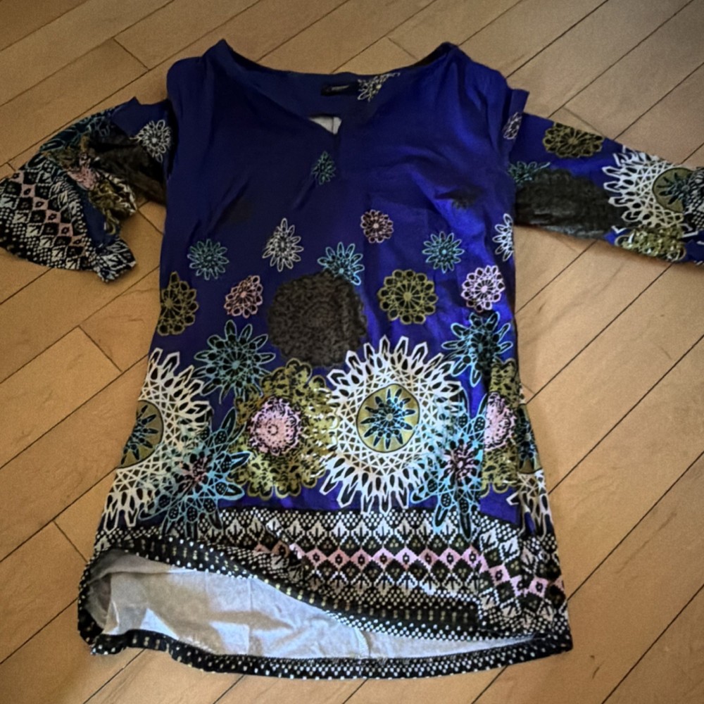 Multicolor Floral Women's V-Neck 3/4 Sleeve Tunic Blouse Regular Size Casual