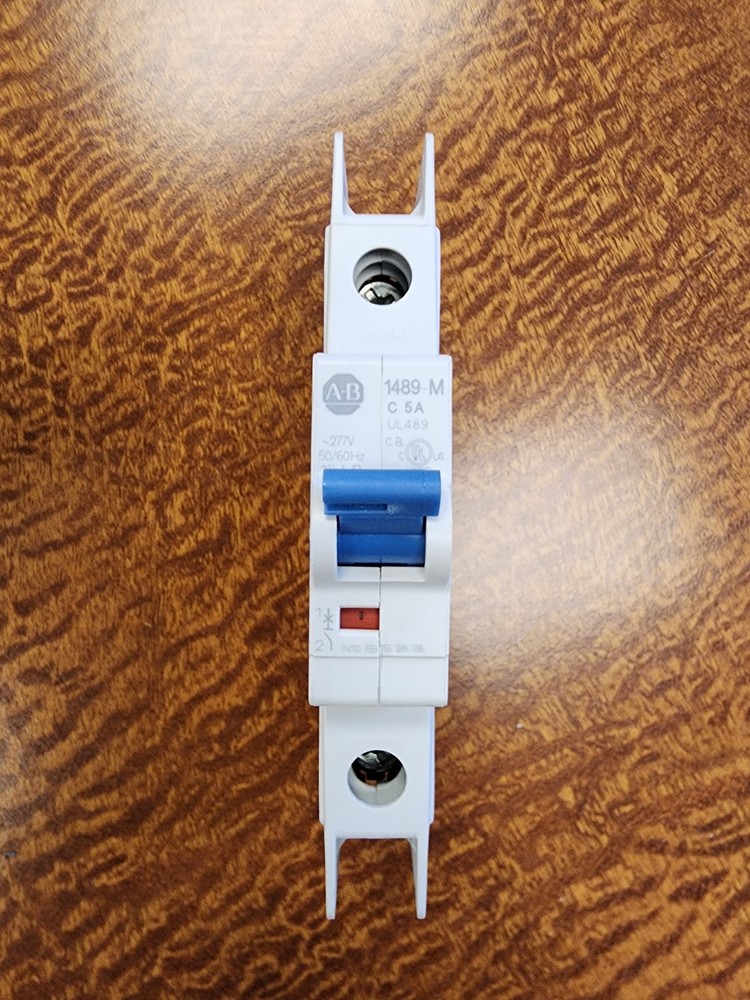 Allen-Bradley 5A 1 Pole Circut Breaker 1489-M1C050
