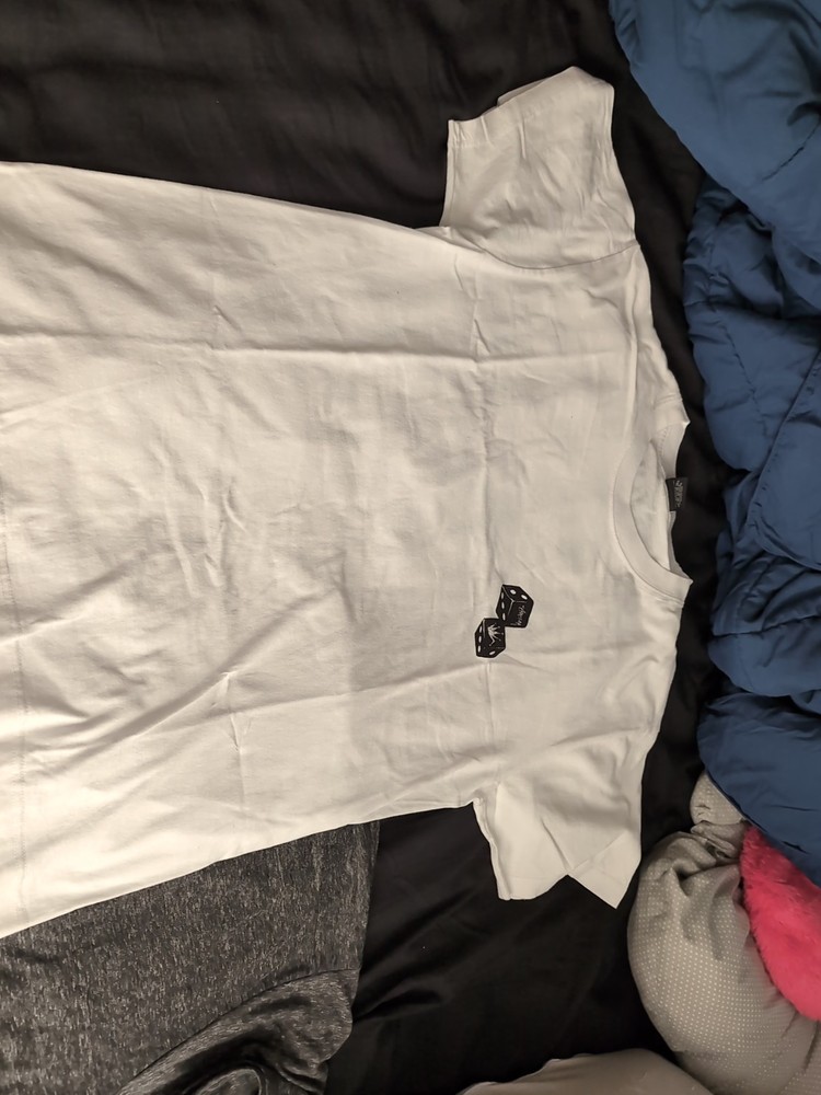 Stussy XL White T-Shirt Oversized Streetwear Essential