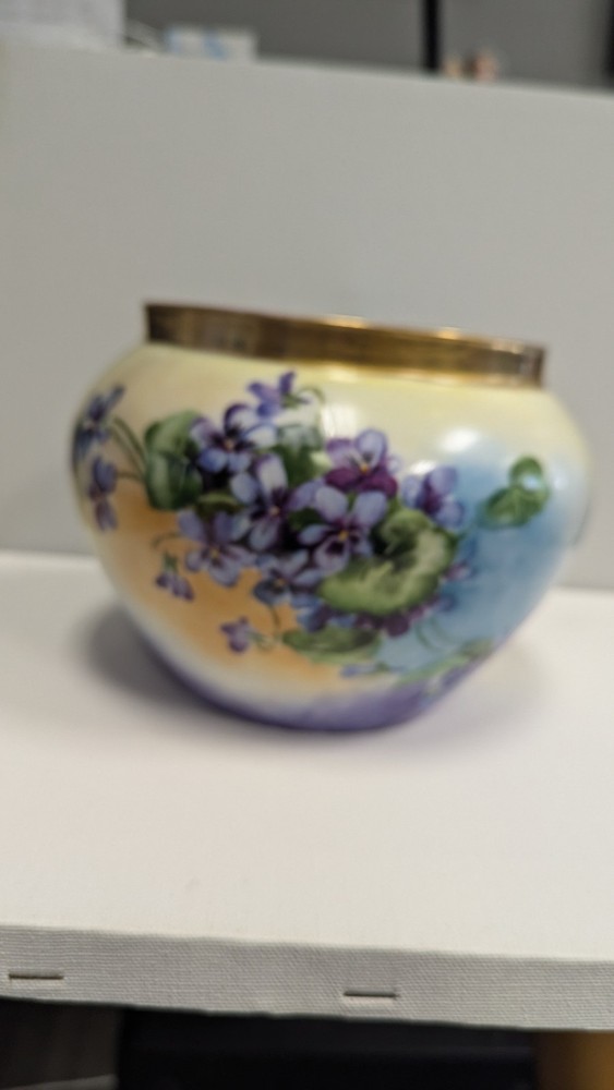 France D And c Artist Signed S Olcese...Flower bowl