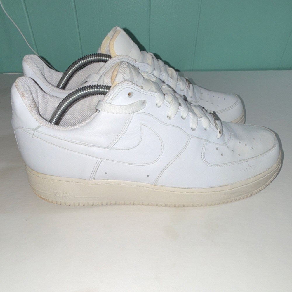 Nike Air Force 1 White Men's Leather Sneakers Breathable & Lace Up Size 10