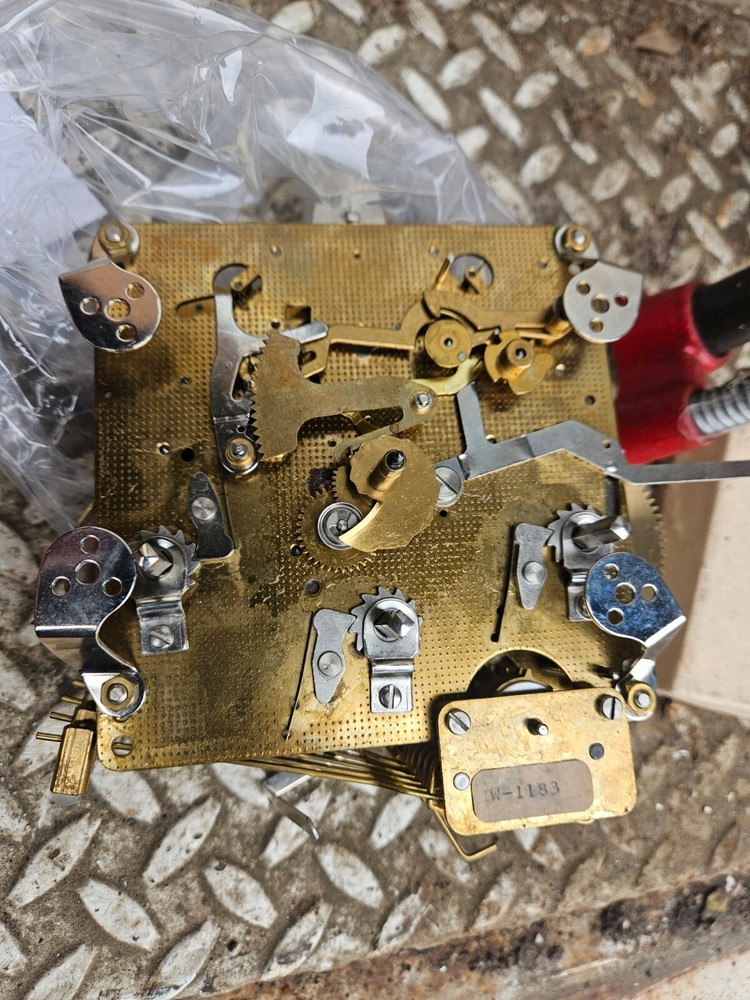 Howard Miller 1050-020 Clock Movement West Germany Parts Only Two Jewels (EA)