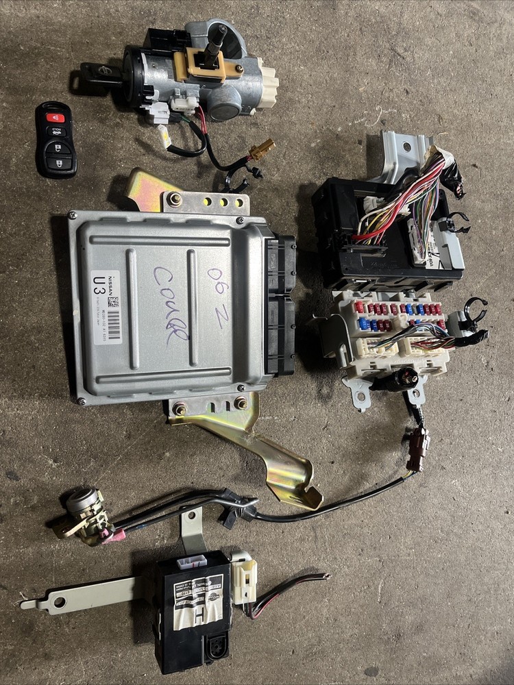 2006 Nissan 350Z Auto coupe 3.5L ECU  ECM  BCM Engine Control Module