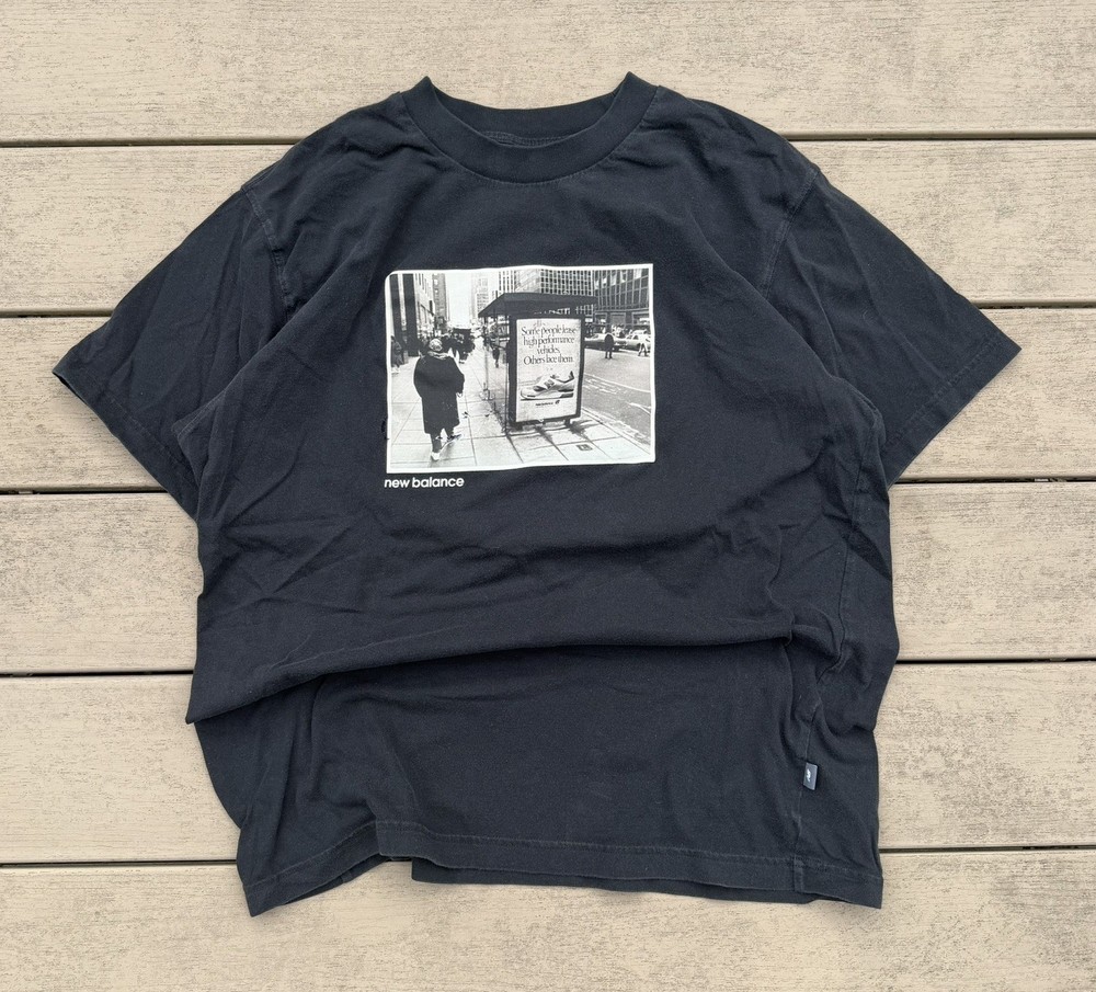 New Balance Shoe Promo Graphic T-shirt Men Large Black Streetwear Performance