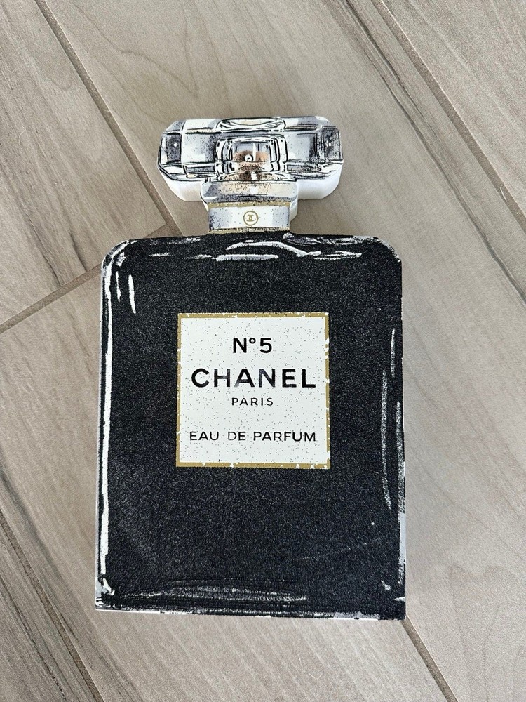 Chanel wooden perfume bottle decoration
