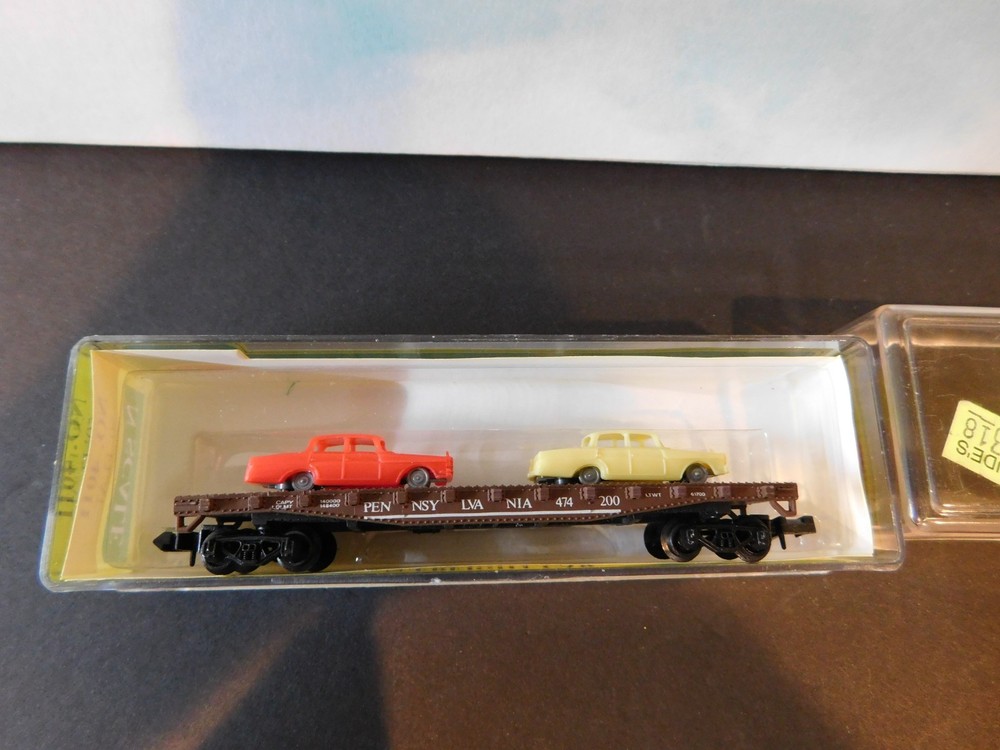 N Scale Model Power 50' Pennsylvania Flat Car With Car Load #4011