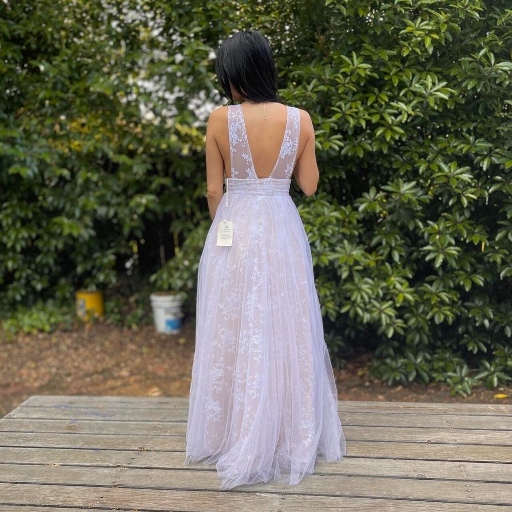 NWT Honey Qiao White Lace Plunge Gown Fairycore Elopement Wedding Dress Sz S