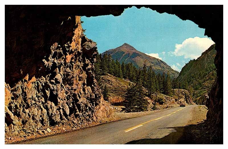 Postcard HIGHWAY SCENE Ouray Colorado CO m/09 AS4566