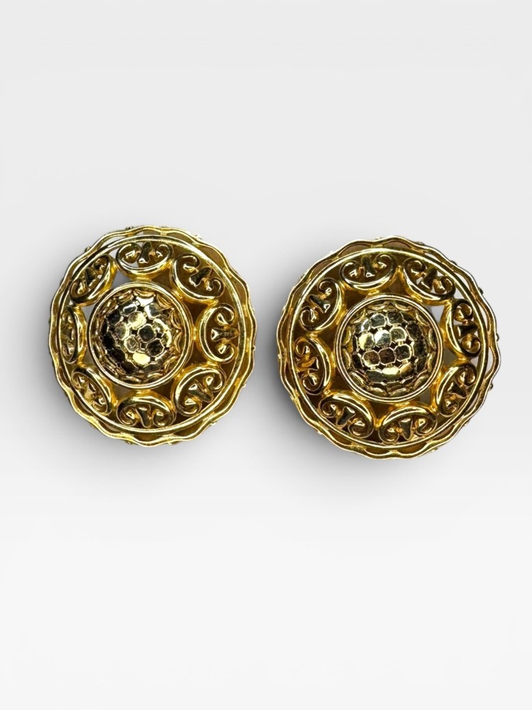 Whiting & Davis Gold Tone Filigree Button Earrings Pierced Post Back Vintage 80s