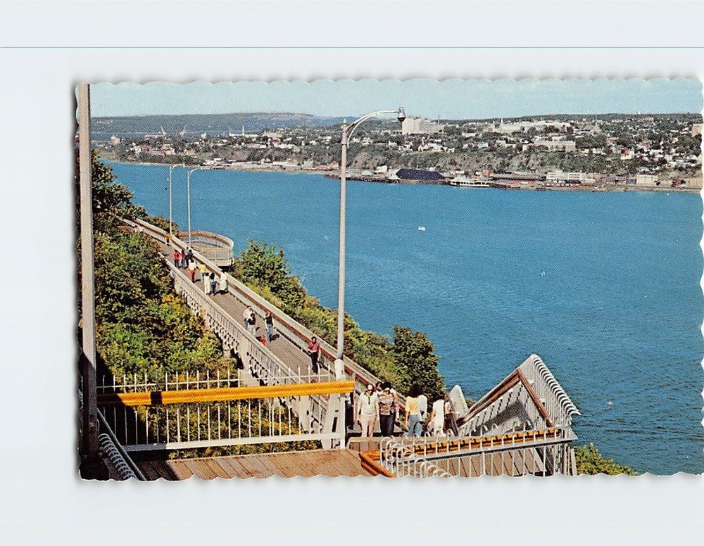 Postcard La Promenade des Gouverneurs Quebec Canada