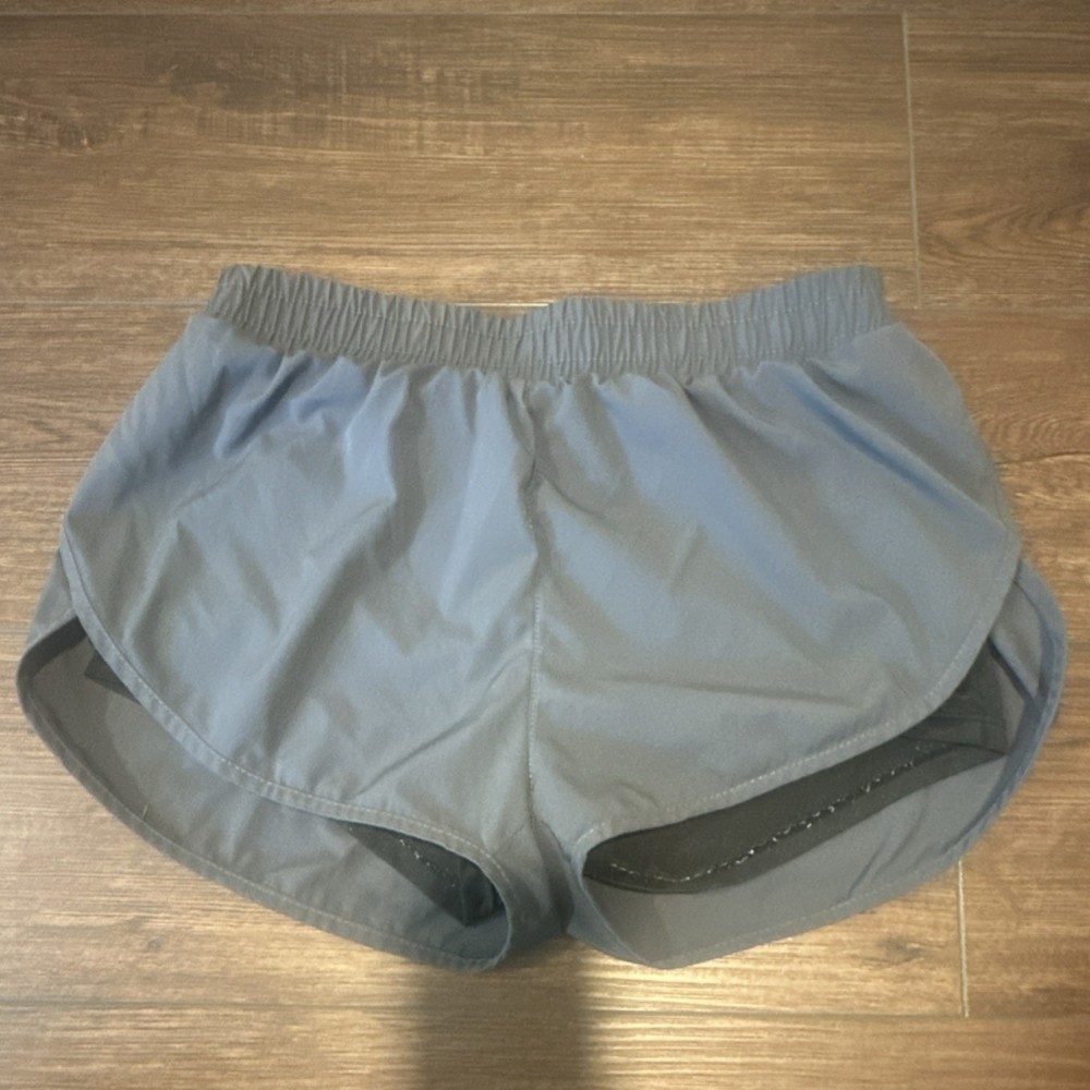 SHEIN Women's Athletic Activewear Shorts Gray Solid Elastic Waist Size S