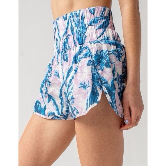 Free People Movement The Way Home Light Purple/Blue Tropical Printed Shorts - LG