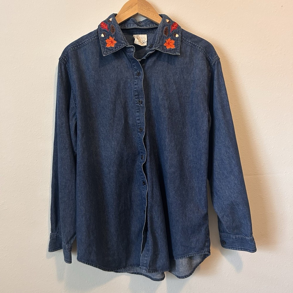 Vintage Style Large Women’s Embroidered Fall Leaves Collar Button Down Shirt