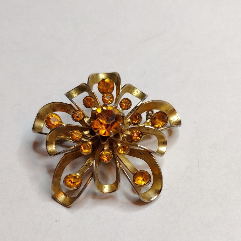 Vintage Signed Coro Flower Cluster Brooch Pin Orange Rhinestone Gold Tone Floral