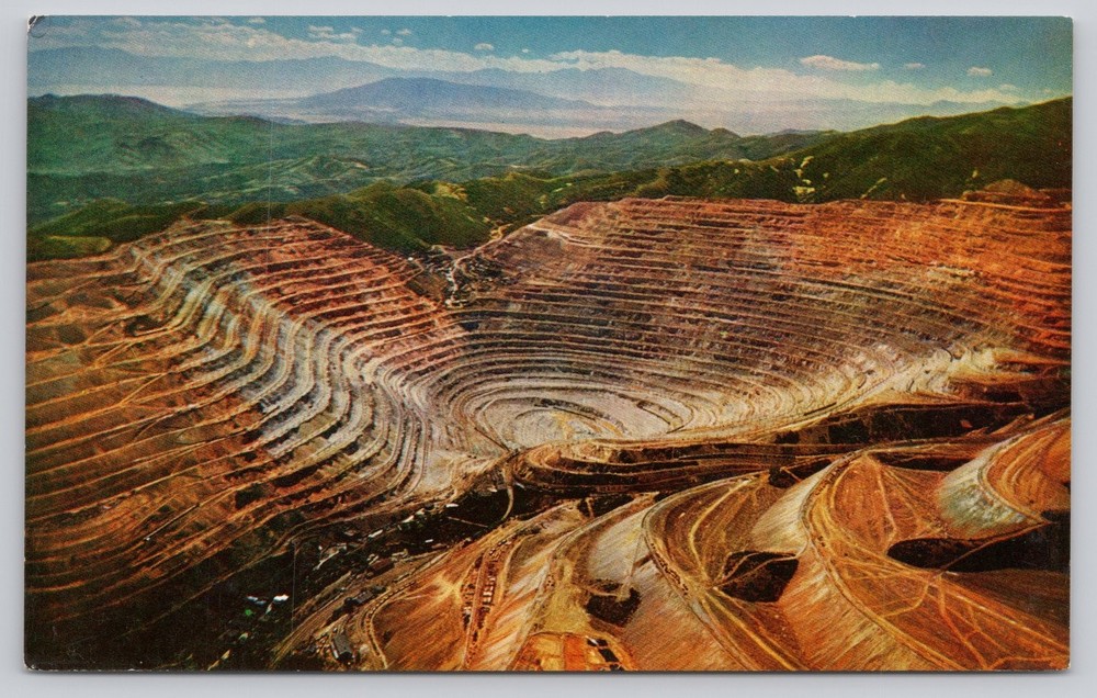 Bingham Copper Mine Utah Open Pit Mining Oquirrh Range Vintage Postcard C412