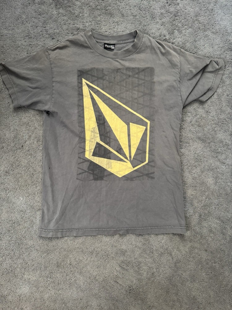 Volcom Gray Graphic T Shirt Mens Medium Short Sleeve Skate Surf Logo