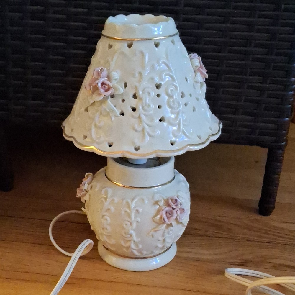 Ceramic Floral Accent Lamp Victorian Style Bell Shade White Pink Glazed Small