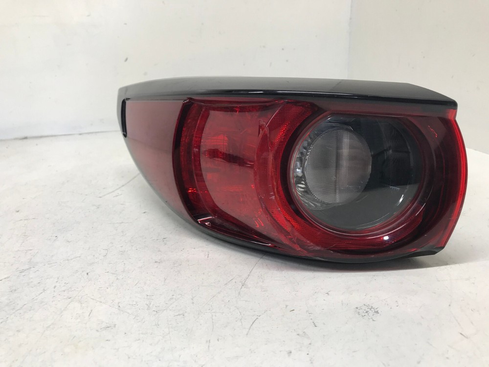 Damaged Left LH Driver Tail Light for Mazda CX5 CX-5 2017-2021 KB8A-51-150F OEM