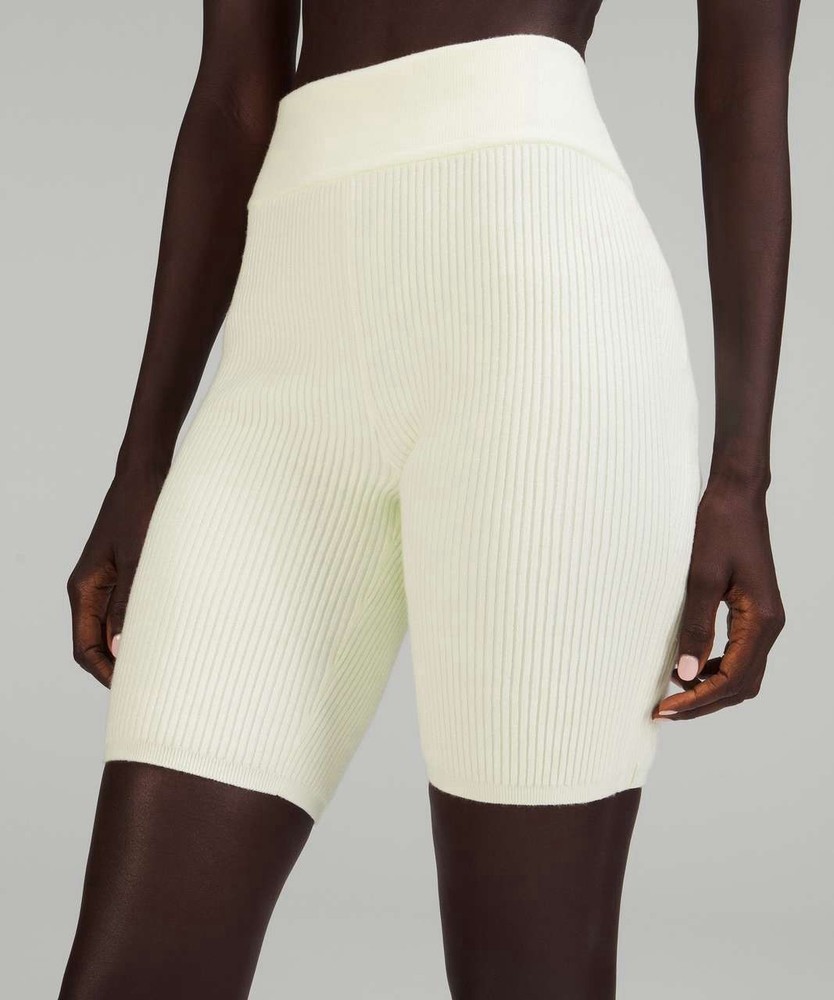 Lulmon Ribbed Knit High-Rise Shorts in Size 4