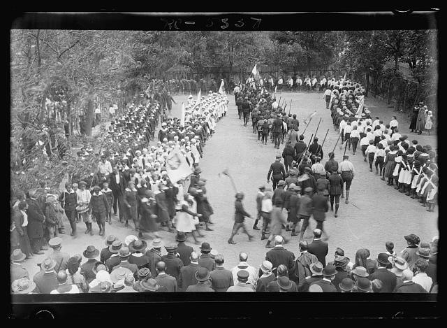 Photo:1920s Parade Crowd Uniformed Marchers Procession Historic Photograph
