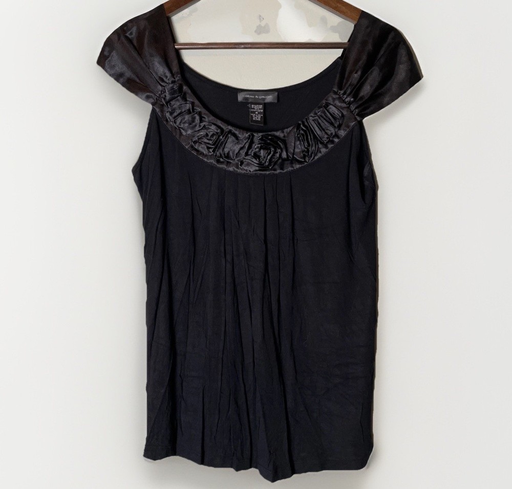 Cable & Gauge Black Sleeveless Top Floral Appliqué Embellished M