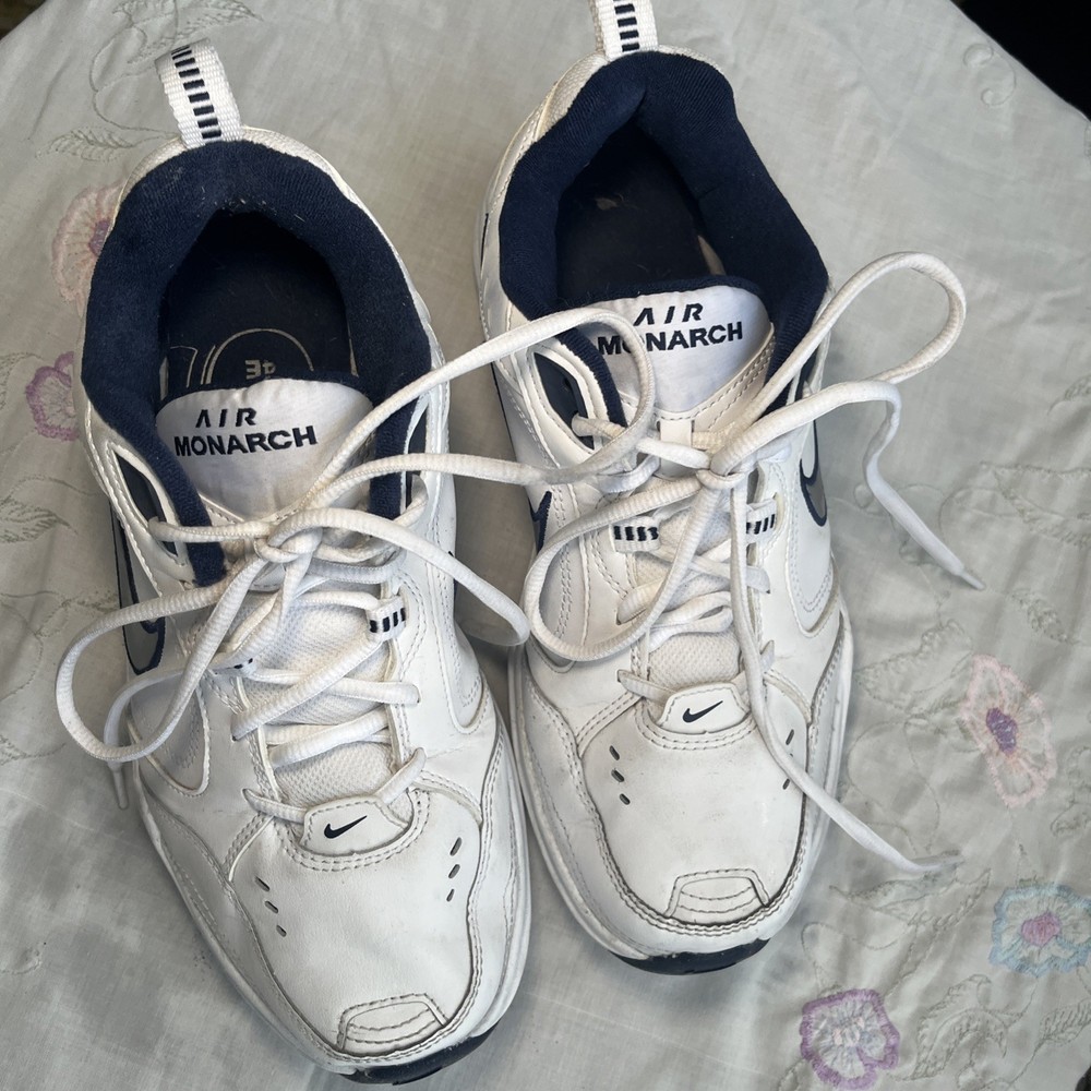 Nike Air Monarch 4E Men's Size 7.5 Or Women’s 9 Blue and White Shoes 415445