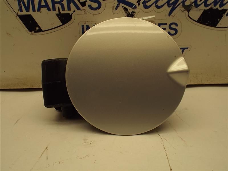 COUGAR    1999 Fuel Filler Door 164365