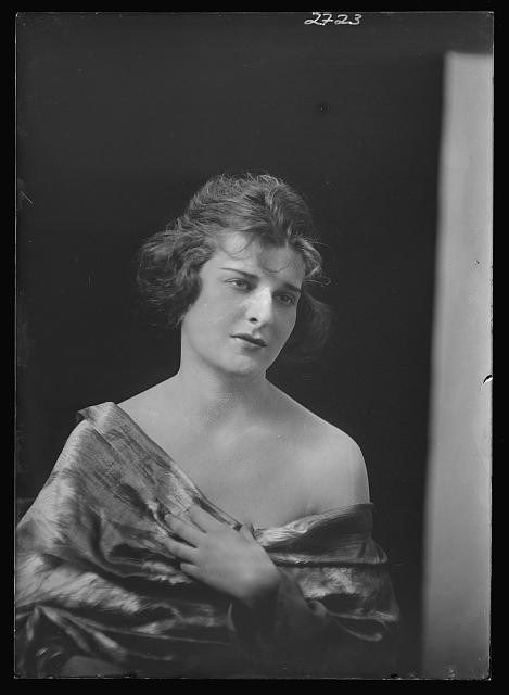 Photo:Chaffee, portrait photograph, Miss