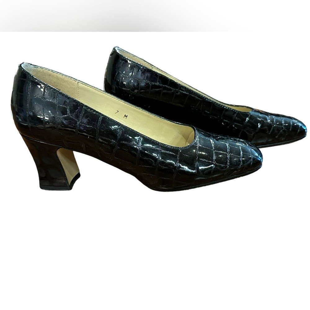 Etienne Aigner Black Patent Leather Croc Print Chunky Heel Pumps Size 7