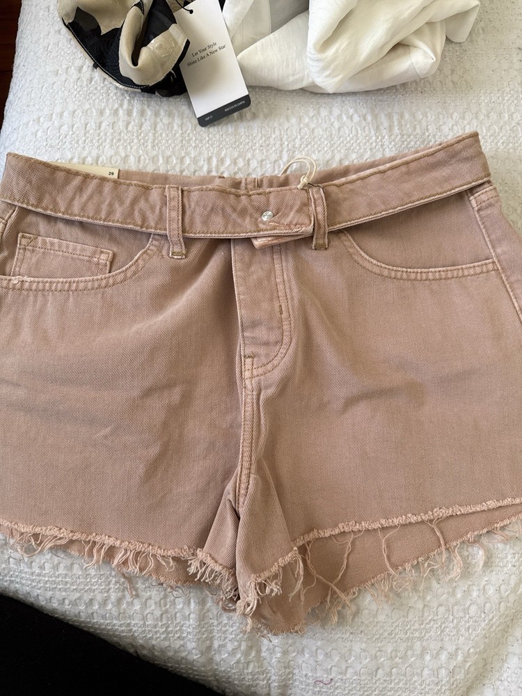 FOREVER 21 Premium Cut Off Denim Shorts Beige Frayed Hem Pockets Size 29
