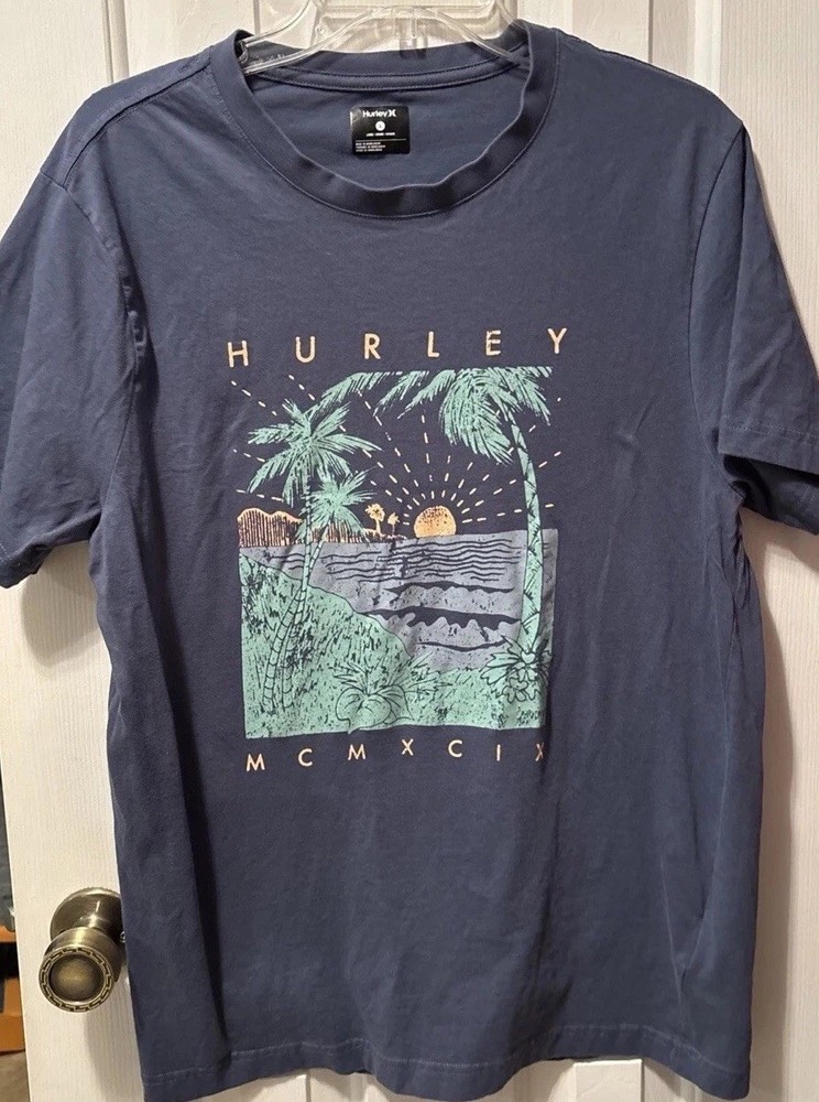 Hurley Surf T-Shirt Men's Size Large Palms Sunset Seashore Beach