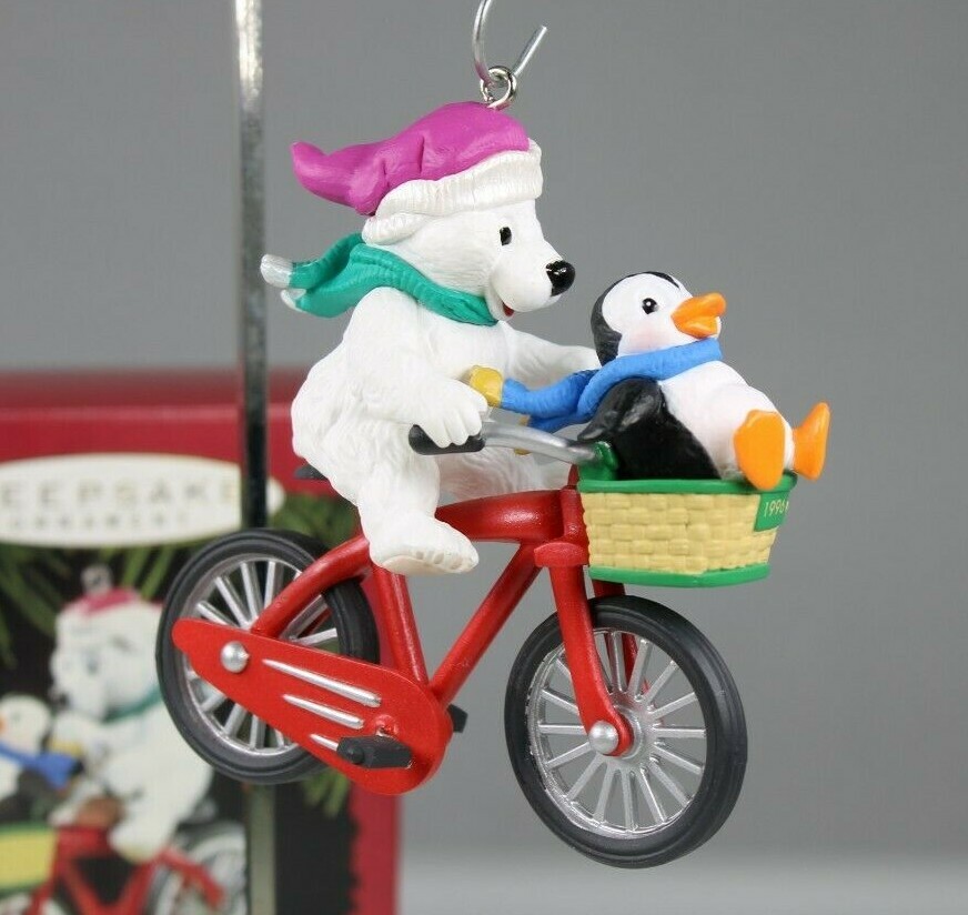 HALLMARK KEEPSAKE TREE ORNAMENT 