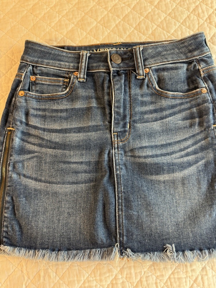 American Eagle Outfitters Women's Denim High Rise  Mini Skirt Sz2 Stretch Y2K