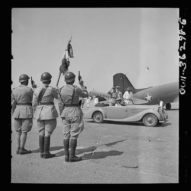 Photo:Tunis Tunisia 1943 Charles de Gaulle saluting guard of honor airport