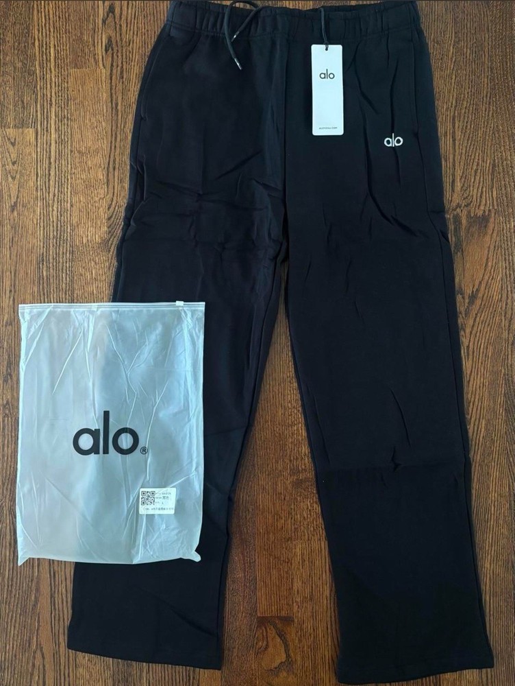 Alo Black Uncuffed pants