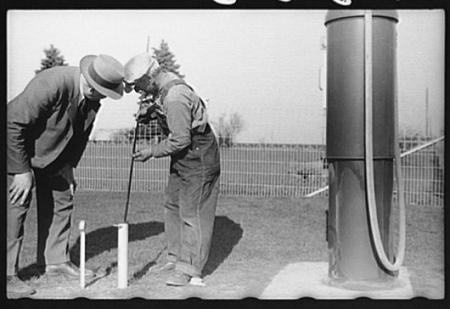 Grundy County,Iowa,IA,Farm Life,April 1940,John Vachon,Farm Security Admin,48