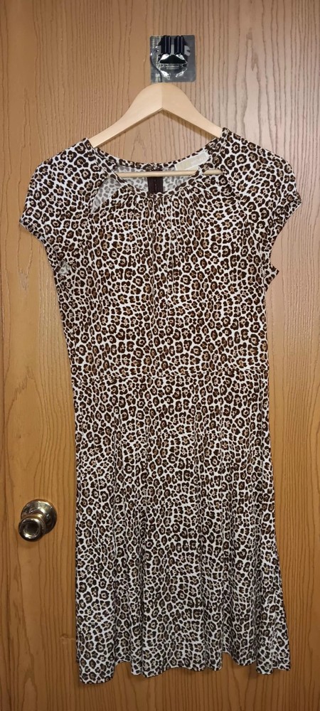 Michael Kors Womens Short Sleeve Dress Size Small Leopard Animal Print Open Slit